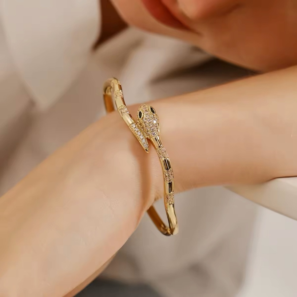 💎New 18K Gold Plated CZ Crystal Green Eyes Snake 🐍 Bangles Cuff Bracelets
